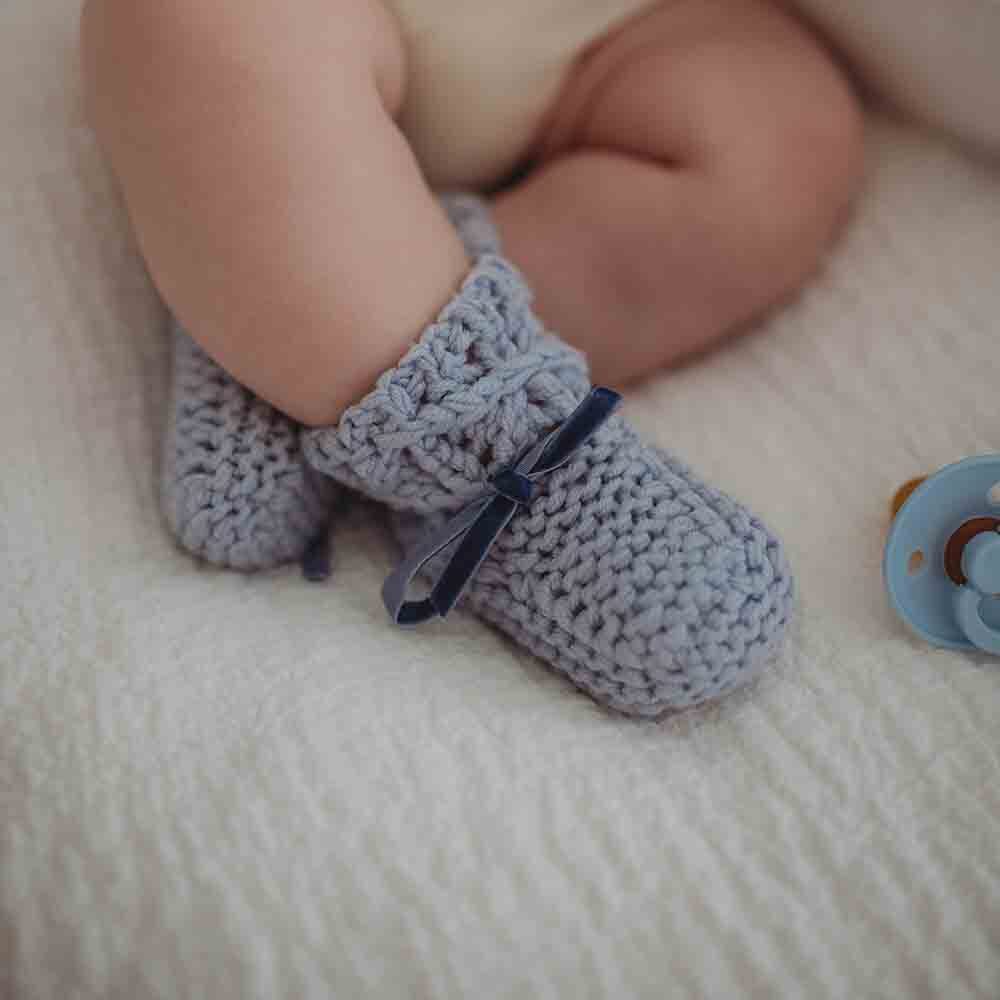 Snuggle Hunny, Blue Merino Wool Bonnet & Booties