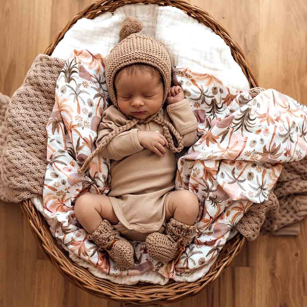 Snuggle hunny, Fawn Merino Wool Bonnet & Booties