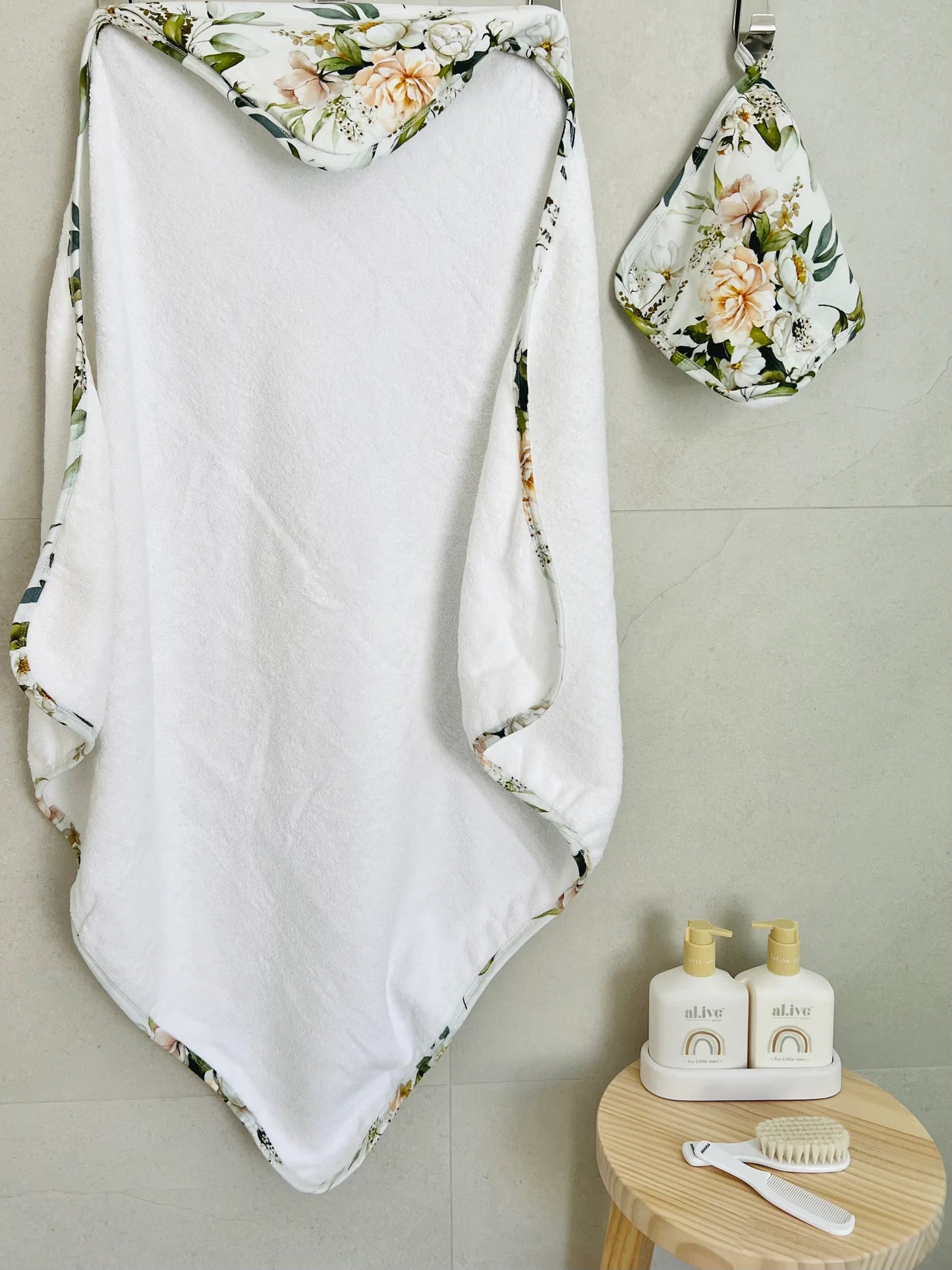 Mini & Mini HOODED TOWEL & WASH CLOTH SET IVY