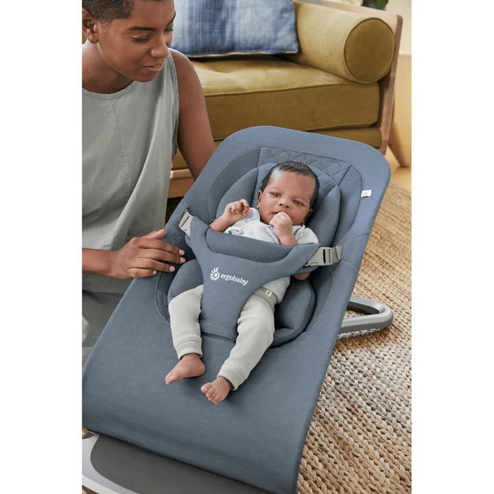 ERGOBABY EVOLVE BOUNCER - OXFORD BLUE - Bubs Universe