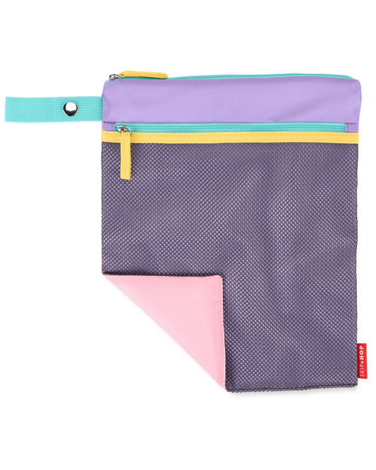 SKIP HOP WET BAG FOR KIDS WET CLOTHES.WITH ZIPPER AND EXTERNAL POCKET FOR MORE ROOM