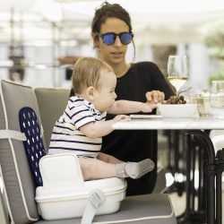 YummiGo Collection ON - THE - GO BOOSTER & STORAGE CASE. 20KG/6+M - Bubs Universe