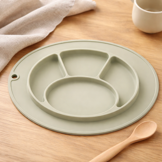 Giggle Bubs, Baby Mini Silicone Suction Plate with Placemat.