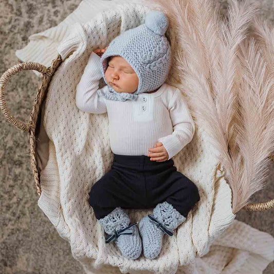 Snuggle Hunny, Blue Merino Wool Bonnet & Booties