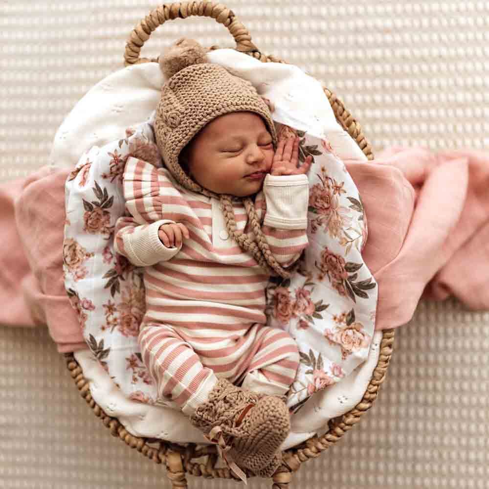 Snuggle hunny, Fawn Merino Wool Bonnet & Booties