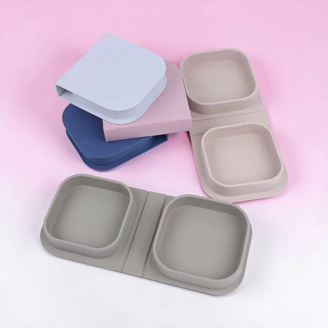 Giggle Bubs, Foldable Silicone Snack Box for Toddlers
