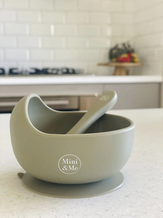 Mini Me Wave Bowl Spoon Olive