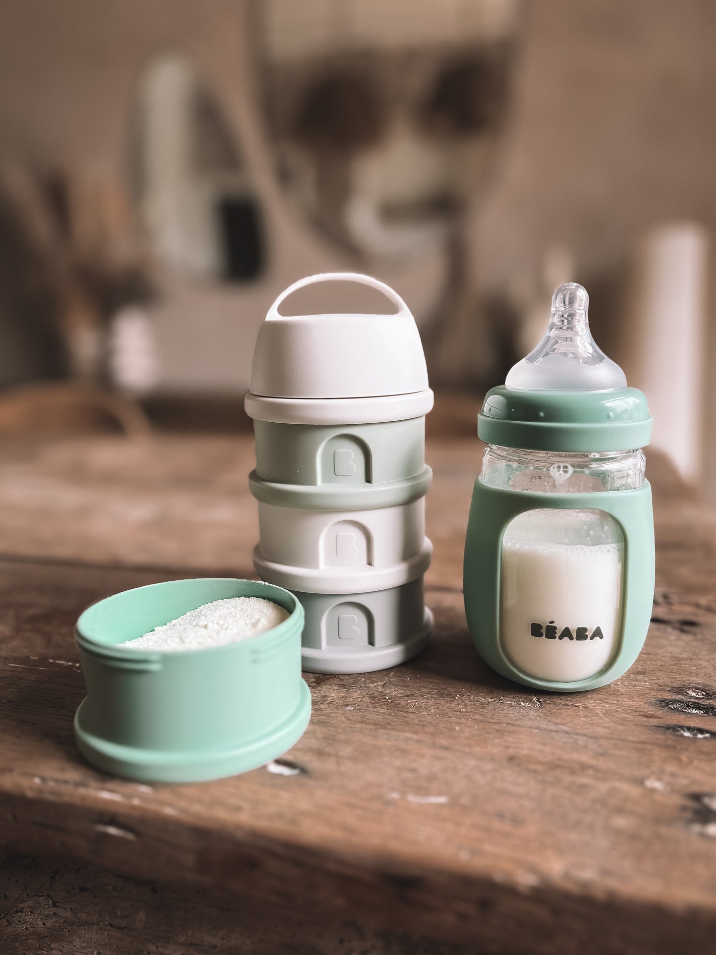 BEABA FORMULA AND SNACKS CONTAINER - TERRACOTTA