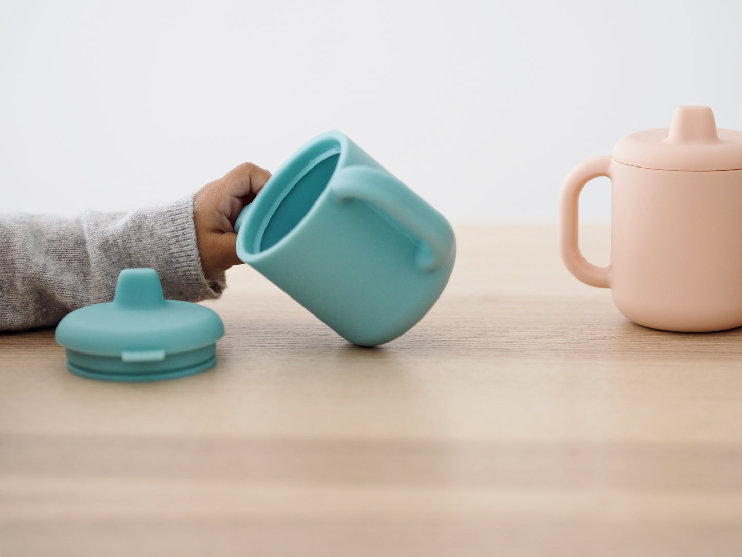 BEABA SILICONE LEARNING CUP WITH SPOUT LID - BLUE VENDOR