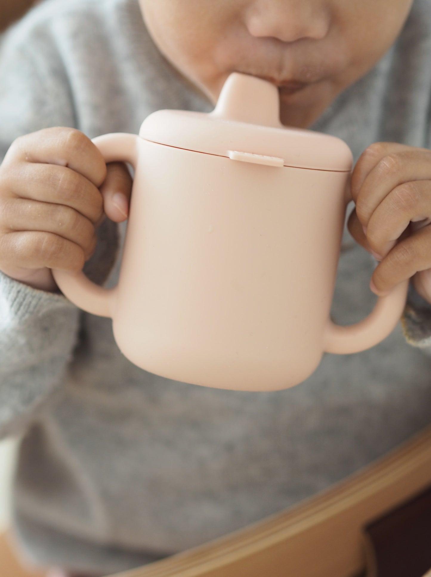 BEABA SILICONE LEARNING CUP WITH SPOUT LID - PINK