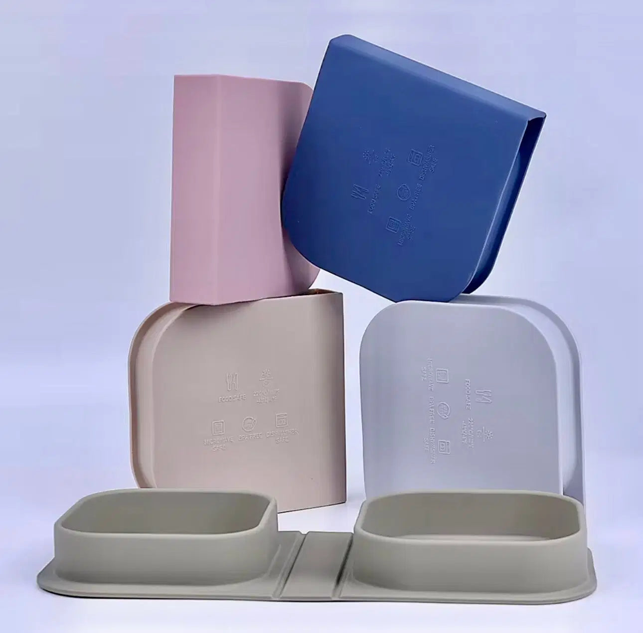 Giggle Bubs, Foldable Silicone Snack Box for Toddlers
