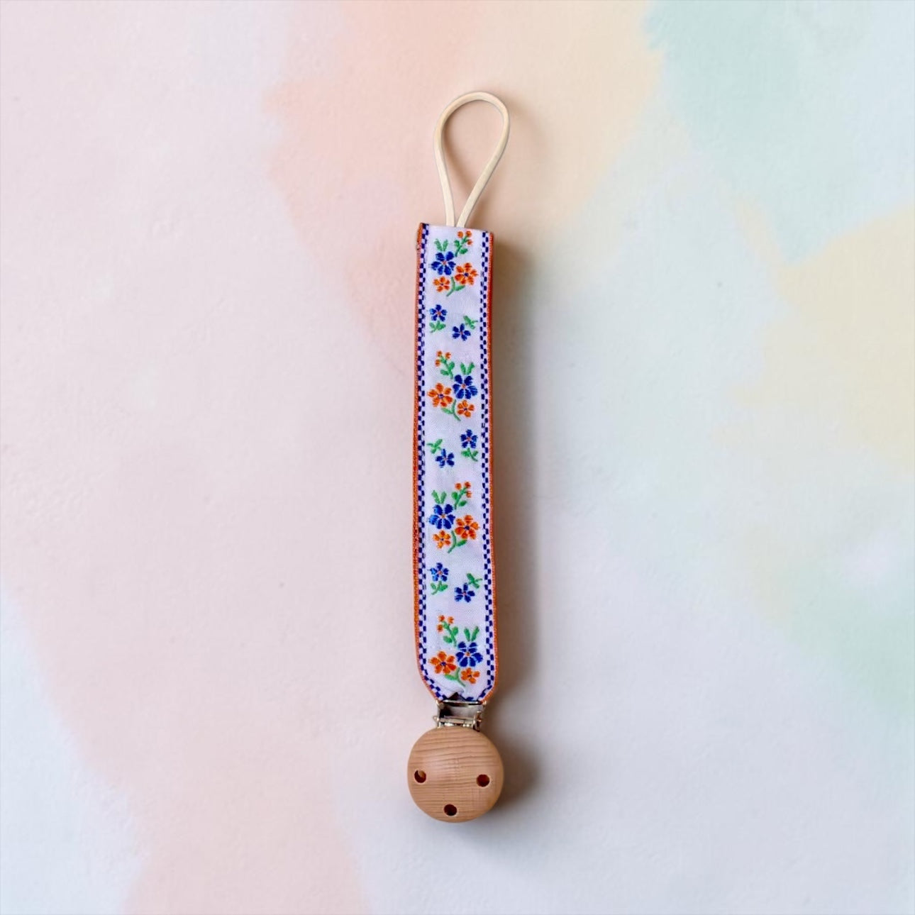👉 Giggle Bubs, Luxe Dummy Clip