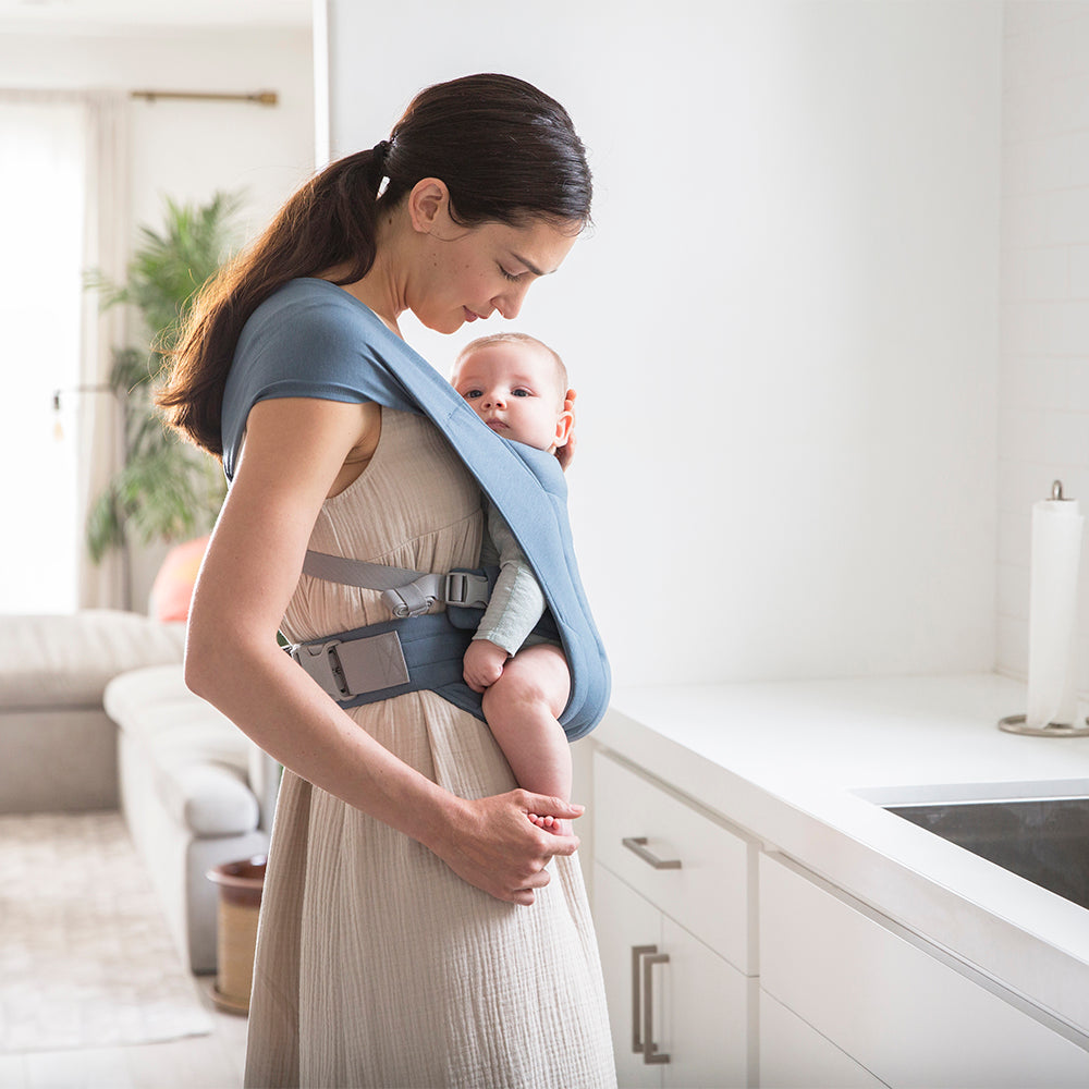 ERGOBABY EMBRACE NEWBORN CARRIER - OXFORD BLUE