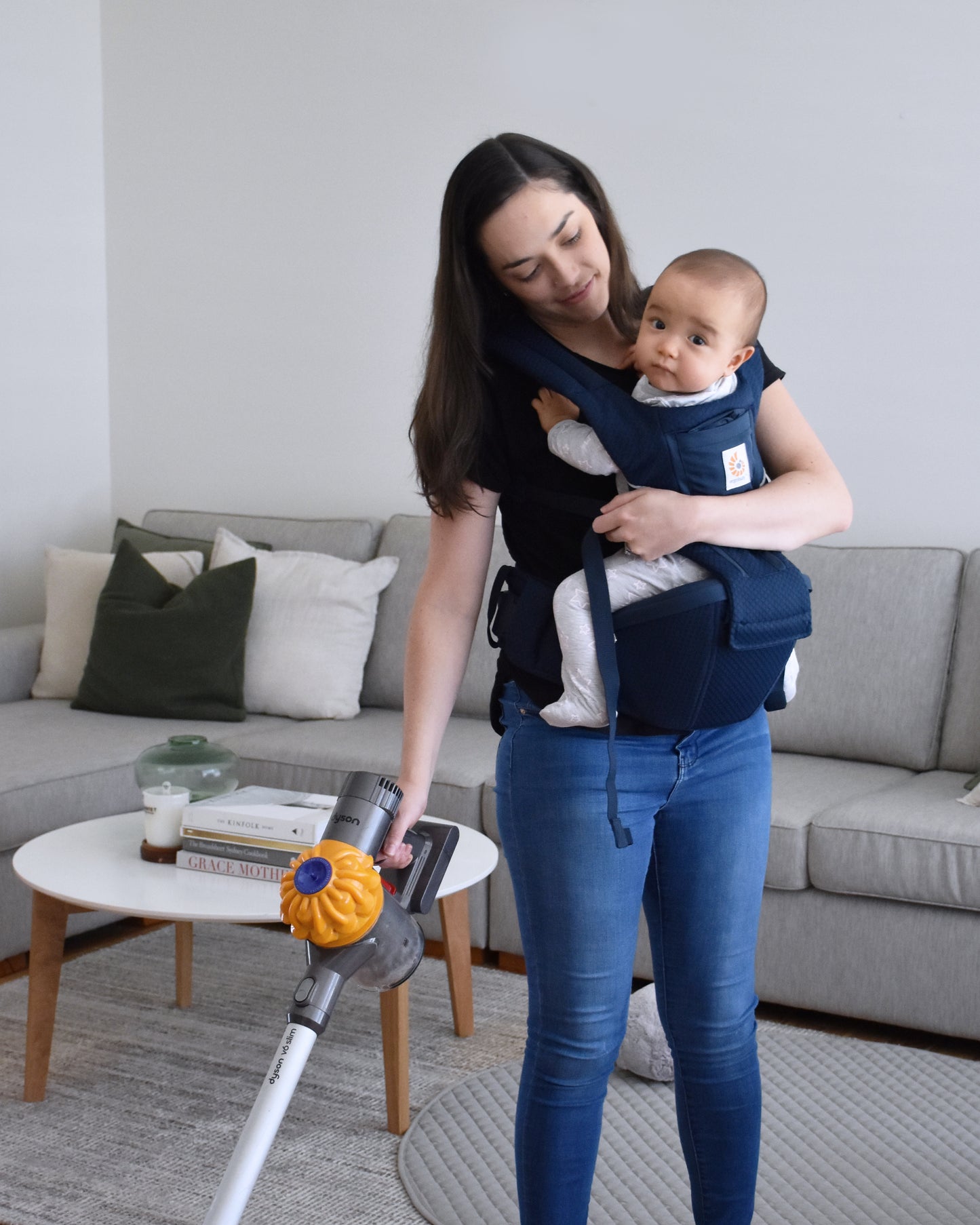 ERGOBABY ALTA HIP SEAT BABY CARRIER - MIDNIGHT BLUE