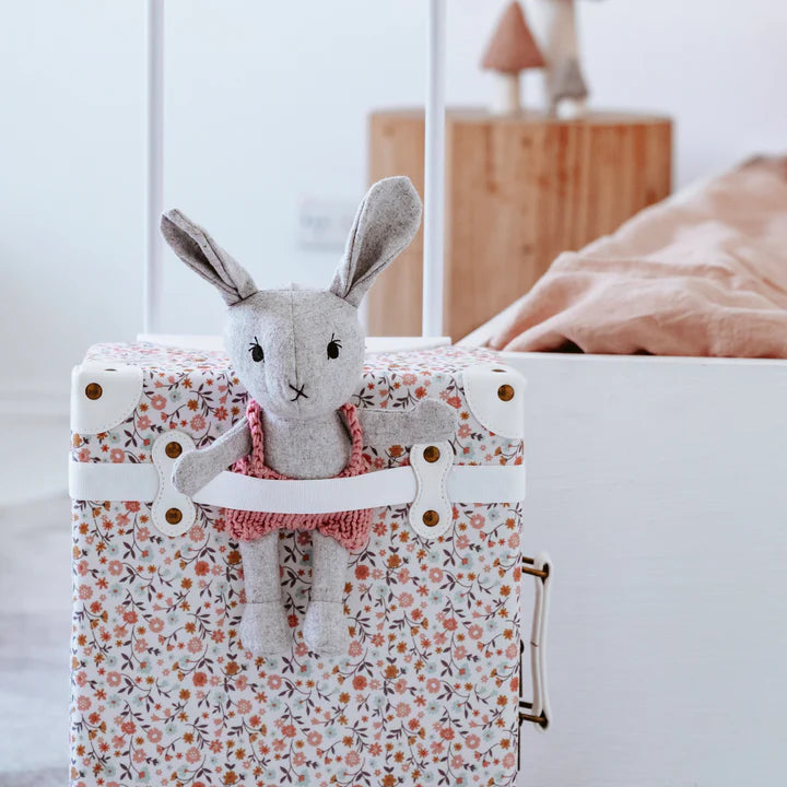 And the little dog laughed , Aghatha Rabbit