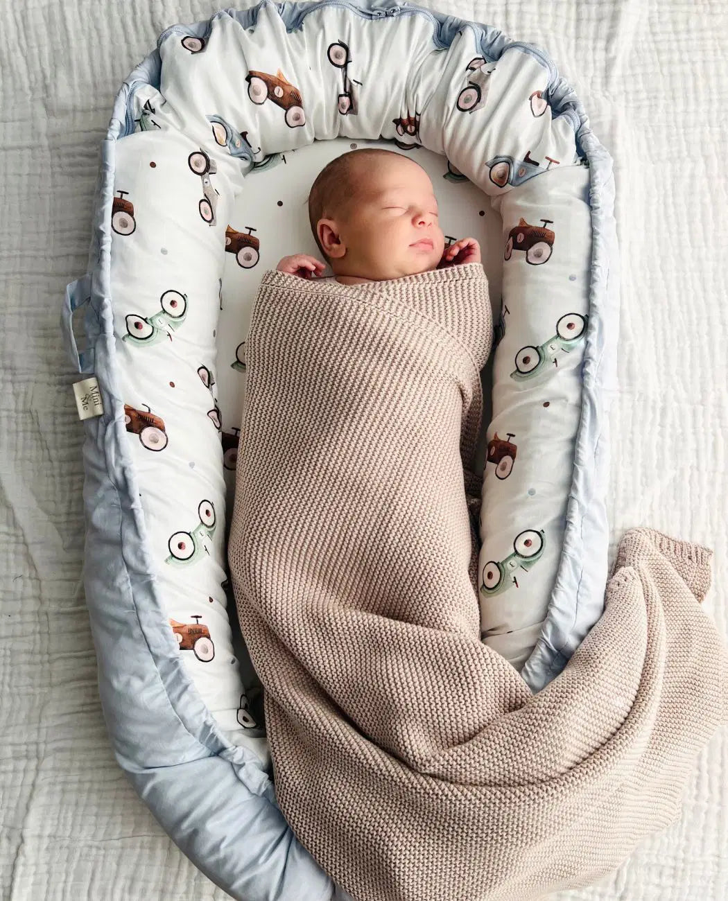 Mini Me Baby Lounger Cars