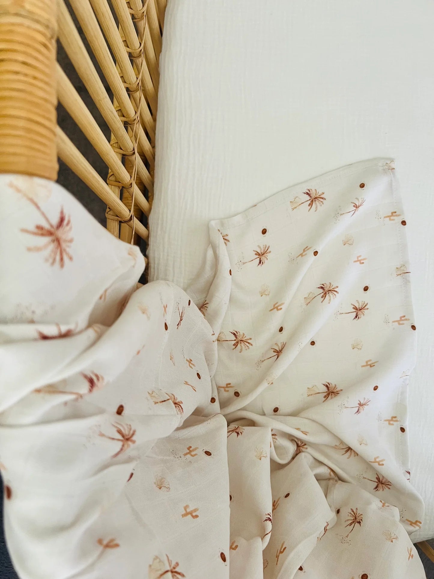 Mini & Me BAMBOO MUSLIN WRAP DESERT PALMS