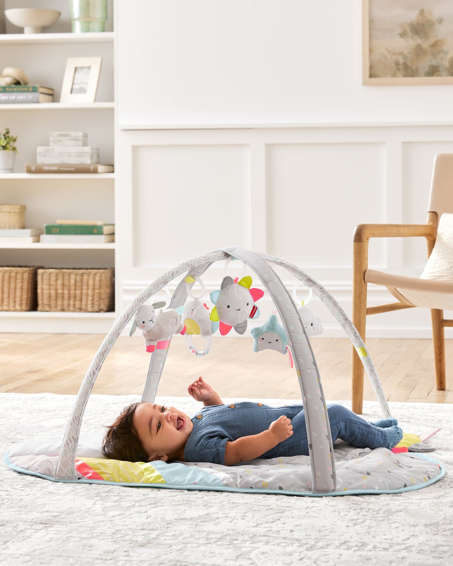 SKIP HOP SILVER LINING CLOUD ACTIVITY GYM