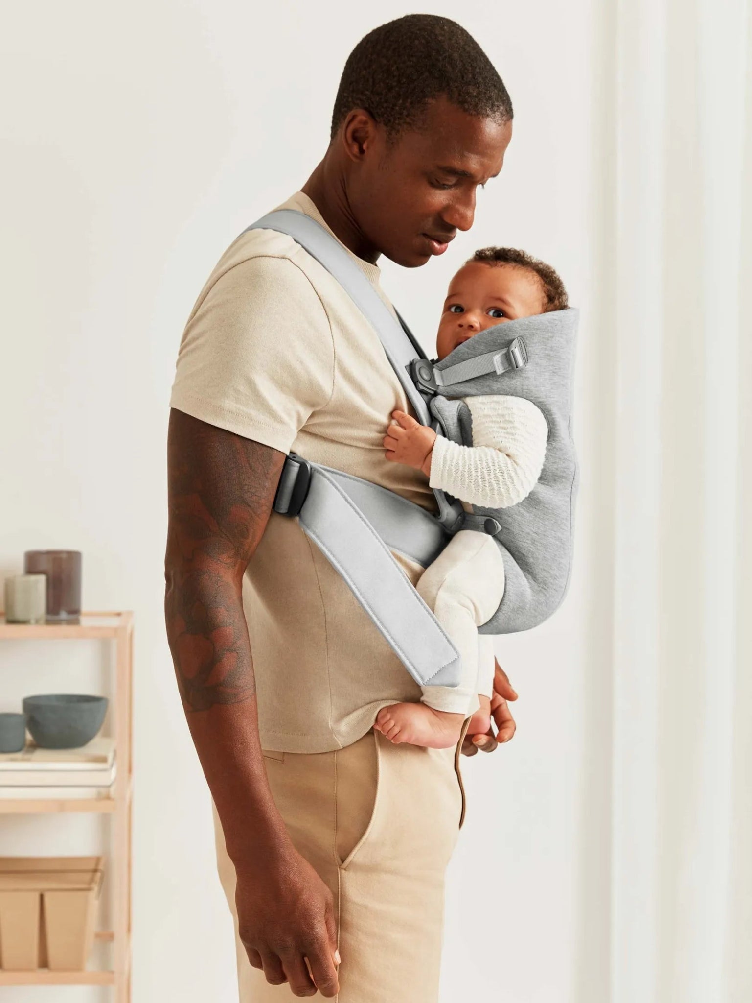 Baby Bjorn Baby Carrier Mini Color: Light Grey Fabric: 3D Jersey - Bubs Universe