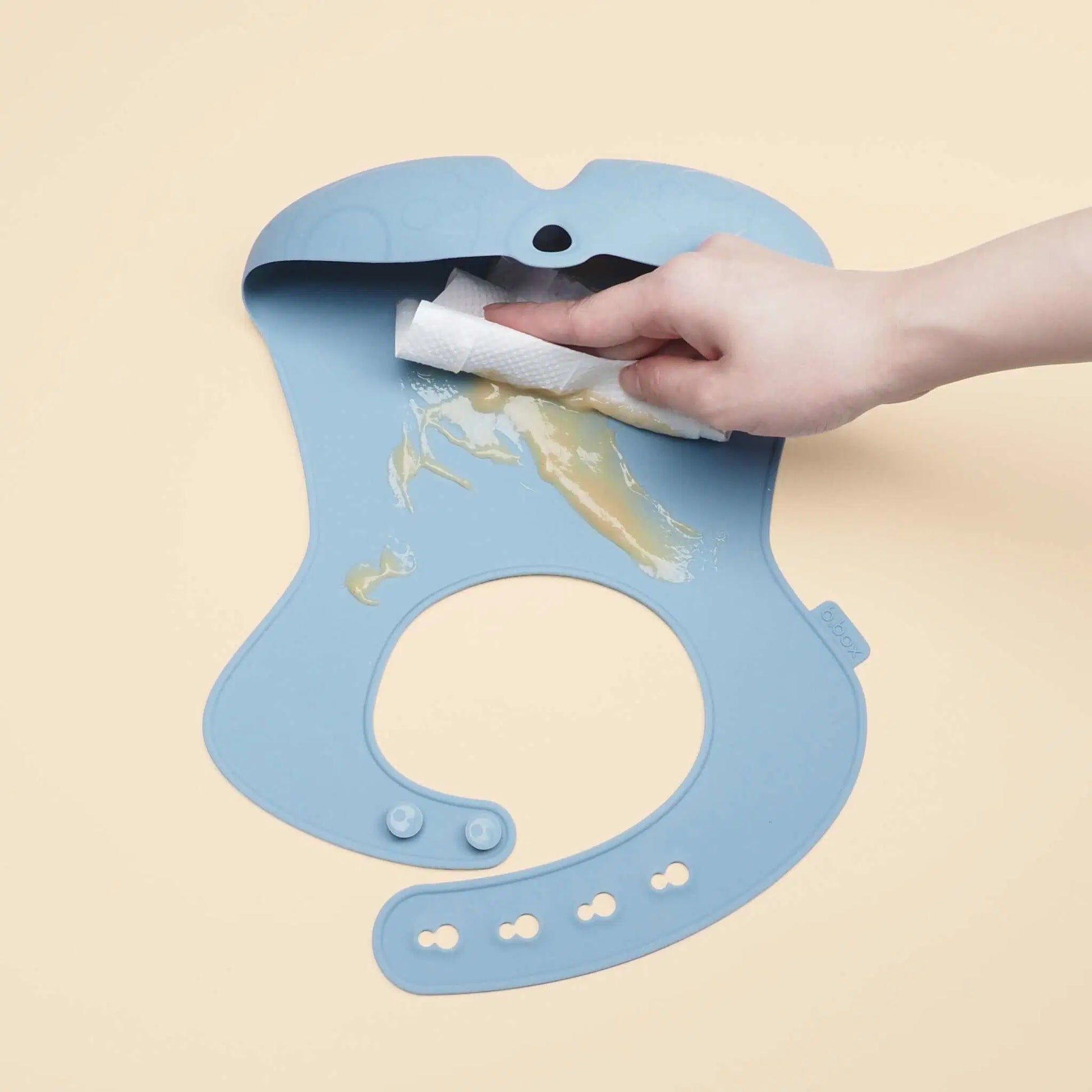 B.BoxSilicone Bib - Bubs Universe