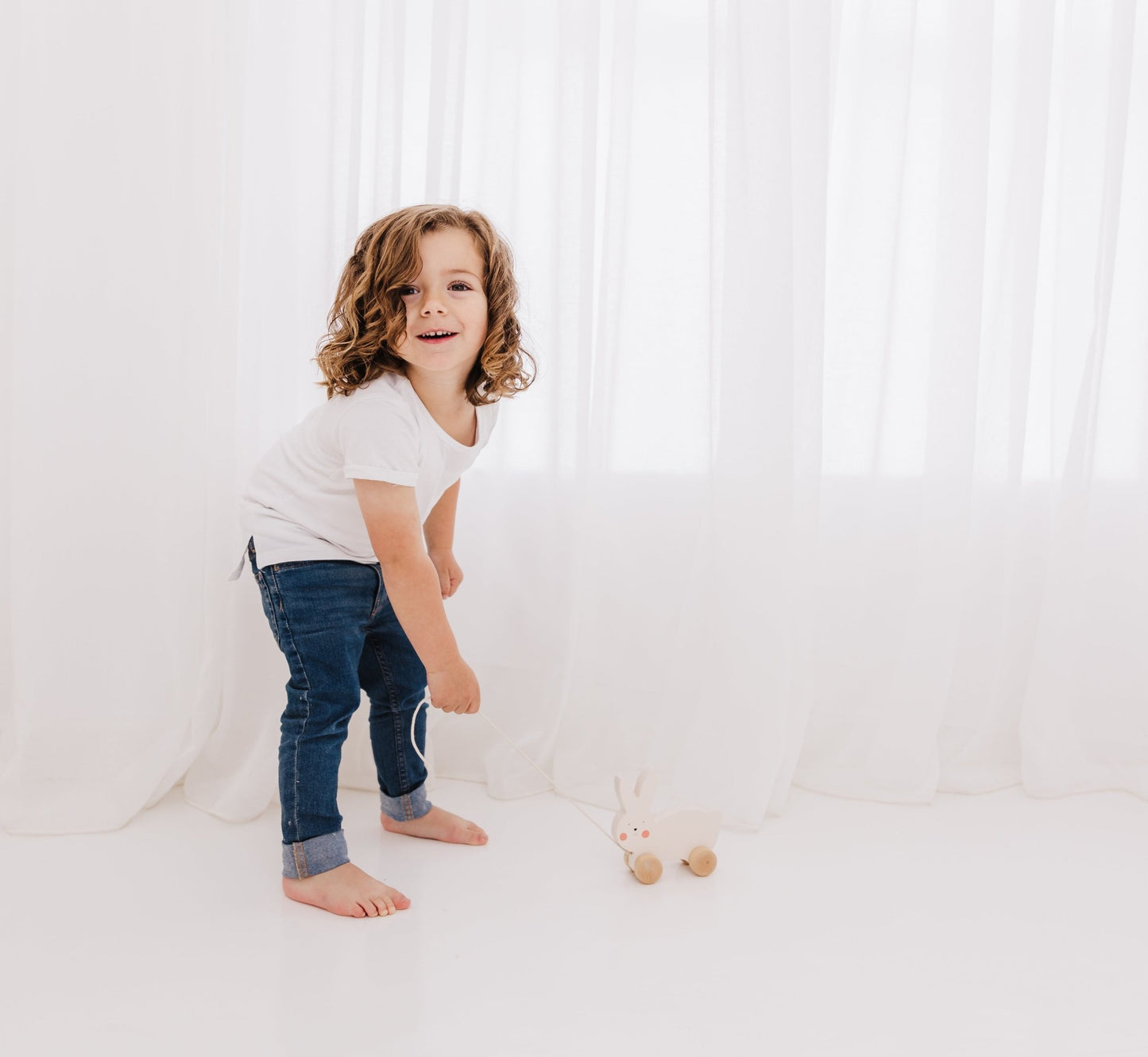 BUBBLE WOODEN RABBIT PULL ALONG - Bubs Universe