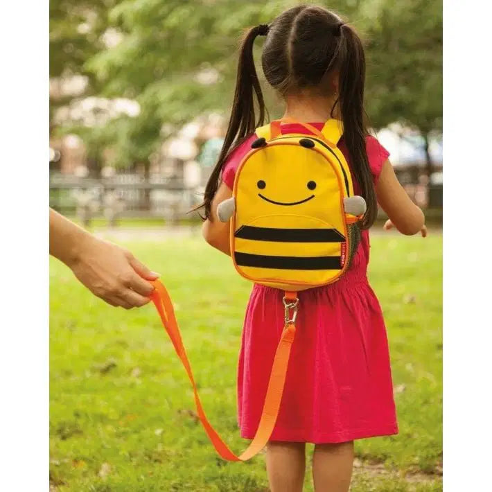 SKIP HOP ZOO MINI BACKPACK WITH REINS - BEE - Bubs Universe
