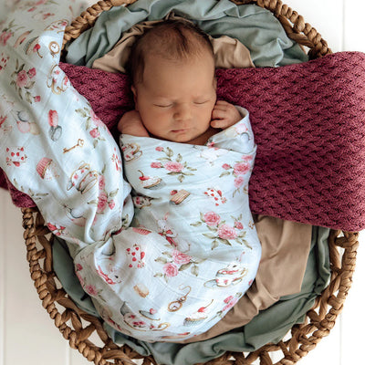 Snuggle Hunny White Rabbit Organic Muslin Wrap