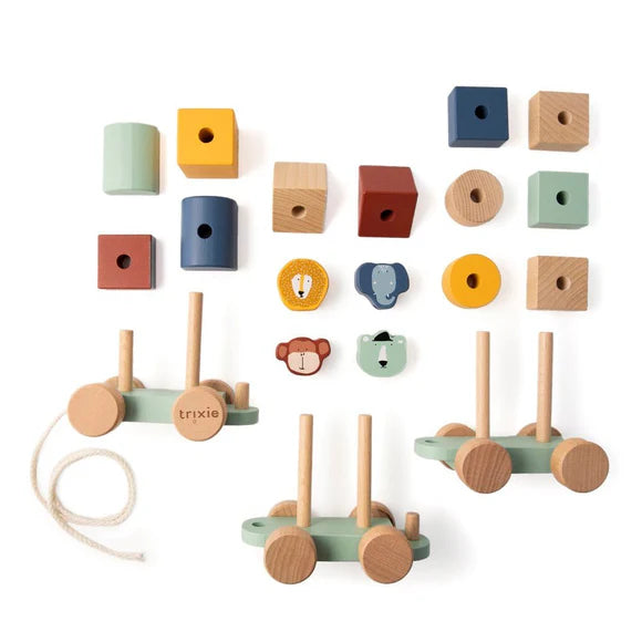 Trixie Wooden animal train